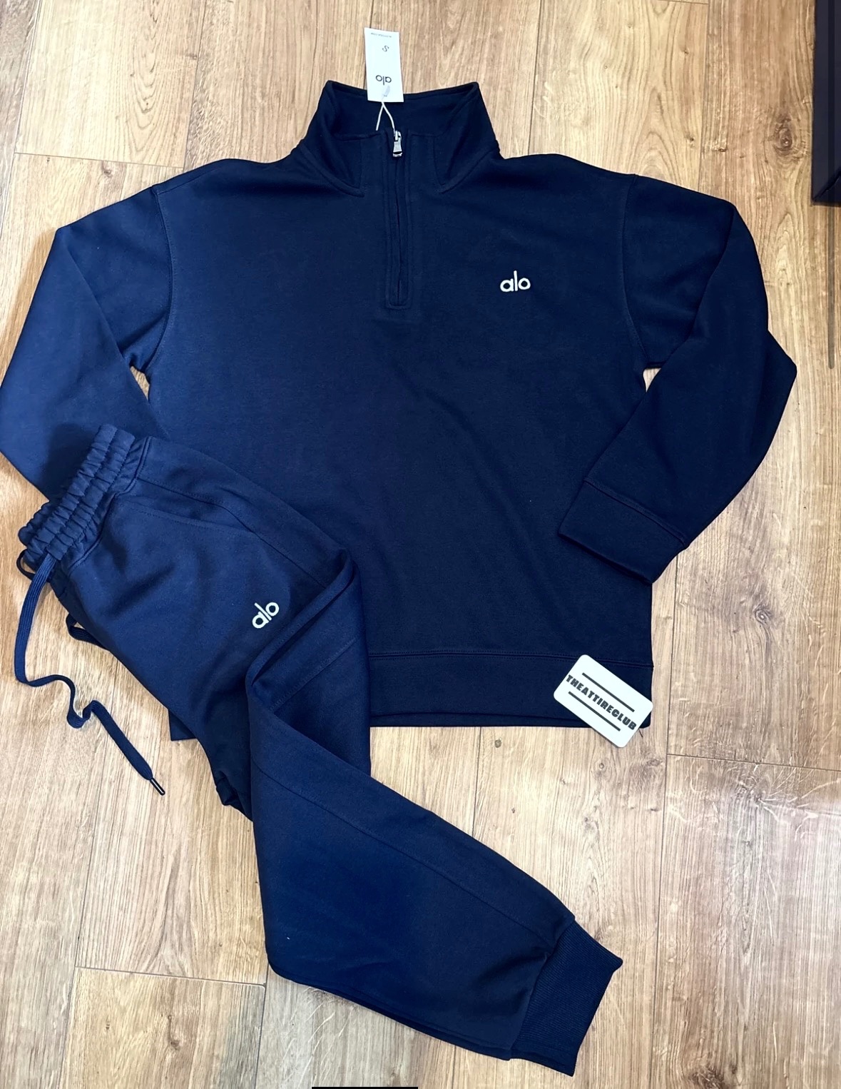 Alo  tracksuit