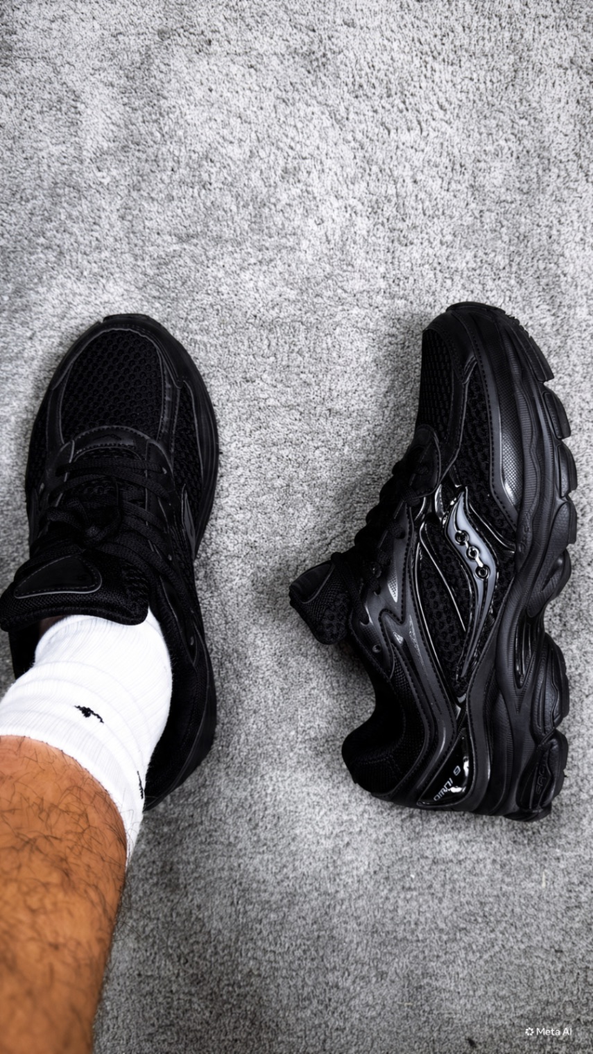 Saucony Trainers (4 of 8)
