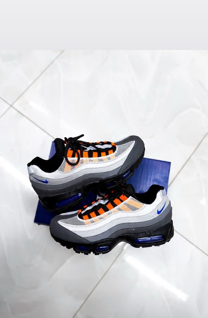 Air max 95s (6 of 7)