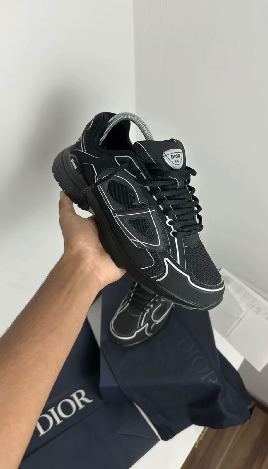 Dior B30